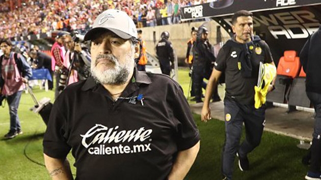 Maradona salk sorunlar nedeniyle Dorados'tan ayrld