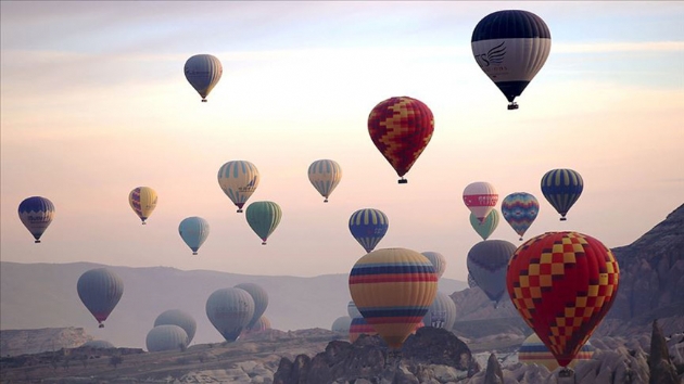 Kapadokya'da ilk kez uluslararas scak hava balon festivali dzenlenecek