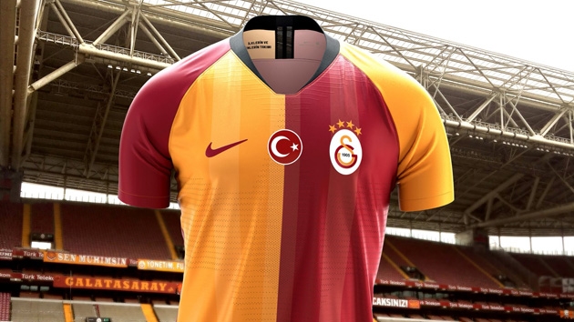 Galatasaray yeni sezonda giyecei paral formasn tantt