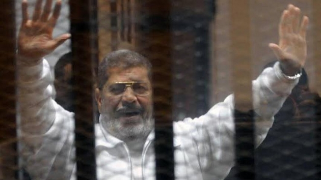 Son dakika: Muhammed Mursi ehit oldu