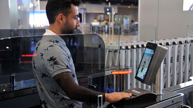 stanbul Havaliman'nda pasaporttan 18 saniyede gei hazrl