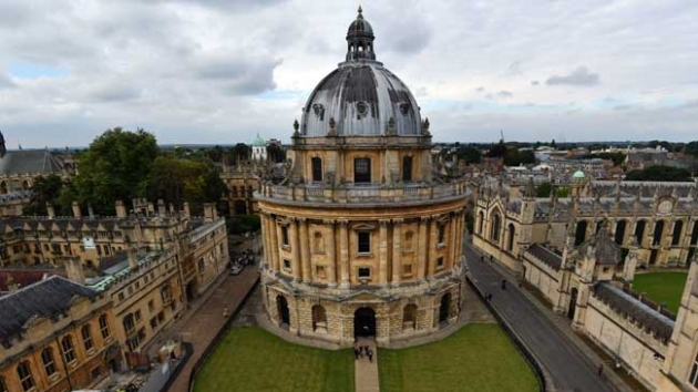 ABD'li i insan Oxford niversitesine 150 milyon sterlin  balad