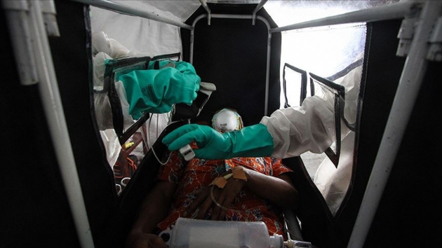 Kongo'da Ebola'dan lenlerin says bin 400' geti