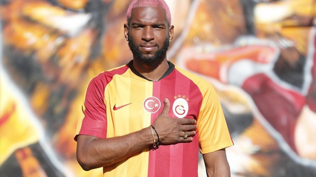 Galatasaray Ryan Babel'i transfer etti