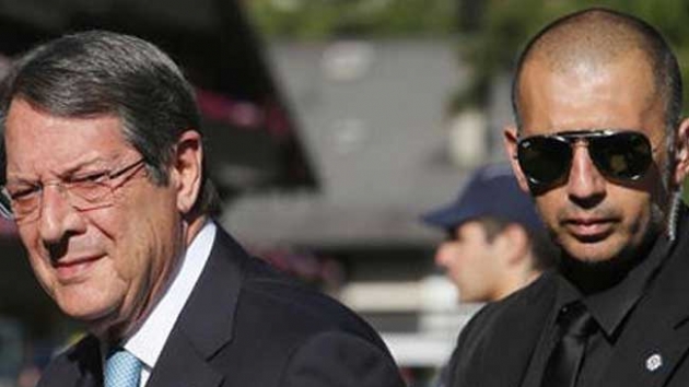 Rum lider Anastasiadis'in kalas krld