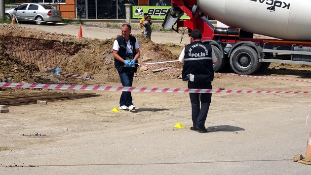 Trafikte tartt srcy bacandan vurdu