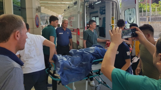 Eruh'ta hayvan otlatan ocuun bulduu cisim elinde patlad