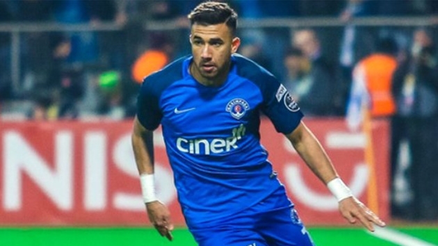Fenerbahe, Trezeguet iin ngiliz ekibiyle kapyor