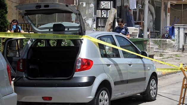 'Yol verme' kavgasnda kurunlarn hedefi olmaktan kaarak kurtuldu