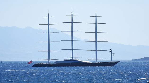 88 metrelik yelkenli yat 'Malta ahini' Bodrum'a geldi