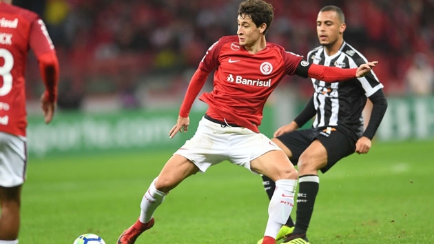 Galatasaray, Rodrigo Dourado iin nabz yokluyor