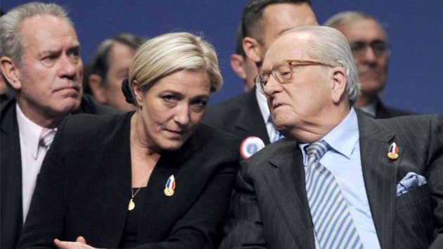 Kurduu partiden kovulan ar sac Le Pen: Fransa bamszln yitirmitir