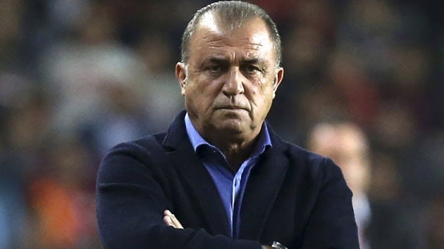 Galatasarayl taraftarlar isyan etti