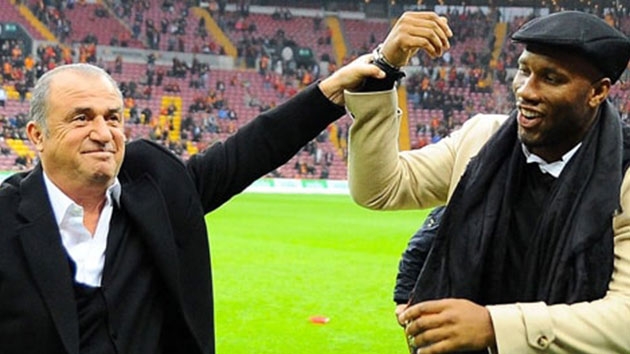 Galatasaray'dan Drogba'ya teekkr 