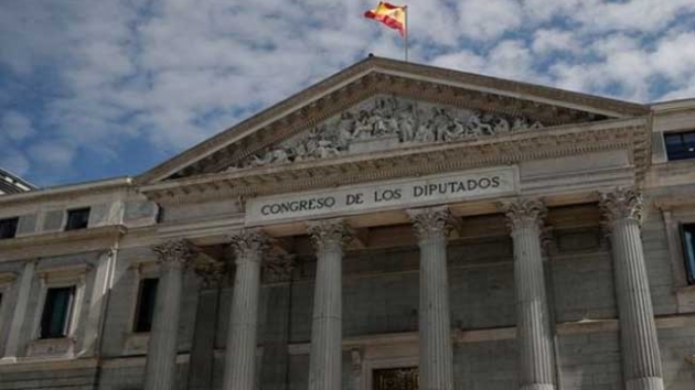 Katalanlardan, spanya'da hkmet kurulmas iin 'referandum'  art
