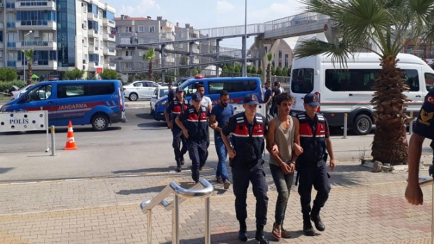 zmir'de terr rgt PKK/YPG operasyonu: 5 kii tutukland