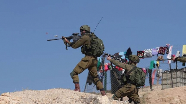srail askerleri Gazze snrnda 17 kiiyi yaralad
