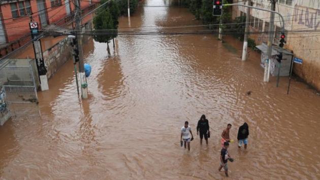 Brezilya'da sel ve toprak kaymalarnda hayatn kaybedenlerin says 11'e kt