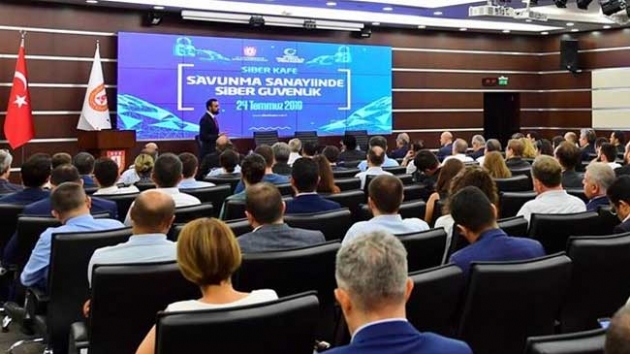 Savunma sanayisi firmalar 'Siber Kafe' etkinliinde bulutu