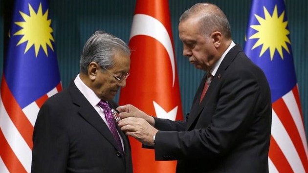 Malezya Babakan Mahathir Muhammed'in Trkiye ziyareti Malezya basnnda geni yer buldu