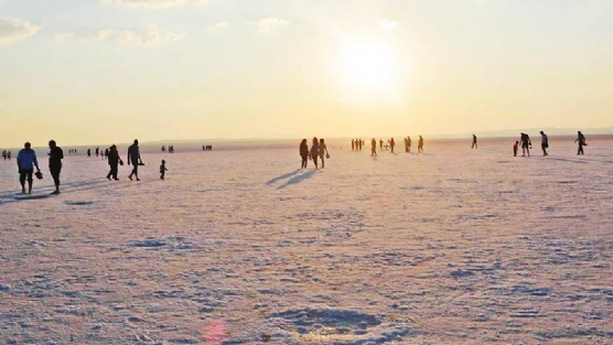 Tuz Gl sahilleri aratmyor