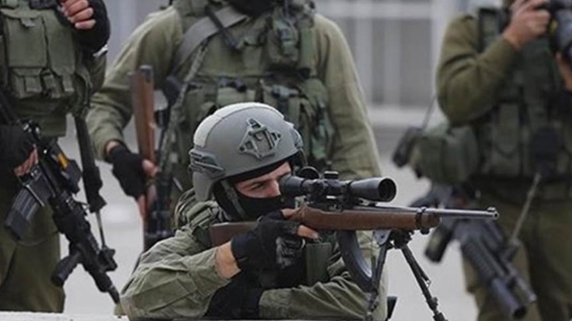 srail askerleri Gazze snrnda 55 kiiyi yaralad