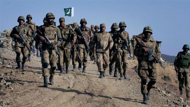 Afganistan snrnda Pakistan ordusuna yaplan saldrlar sonucu 10 asker ld