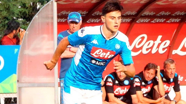 Eljif, Napolide geliecek