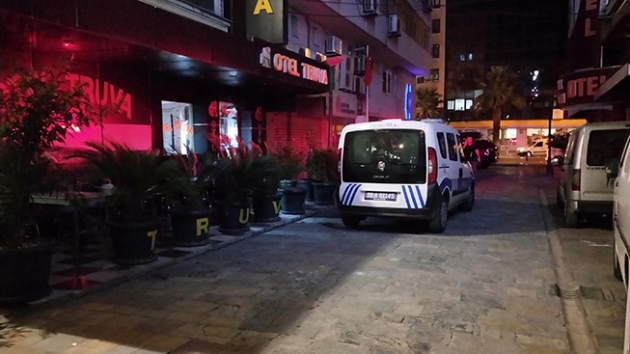 Otel odasnda l bulundu