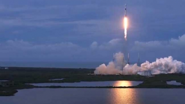 SpaceX, 6 tonluk iletiim uydusunu baaryla frlatt
