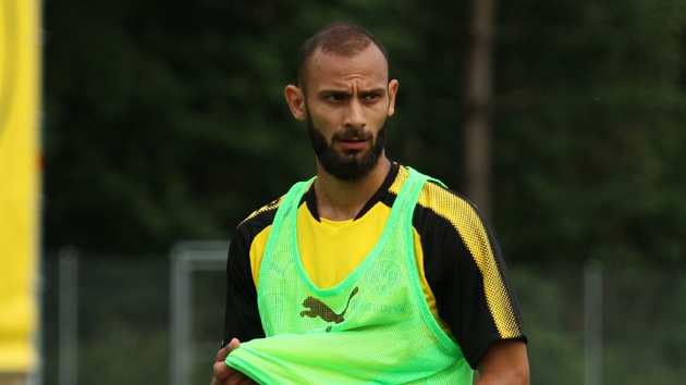 Galatasaray, mer Toprak ile grmelere balad