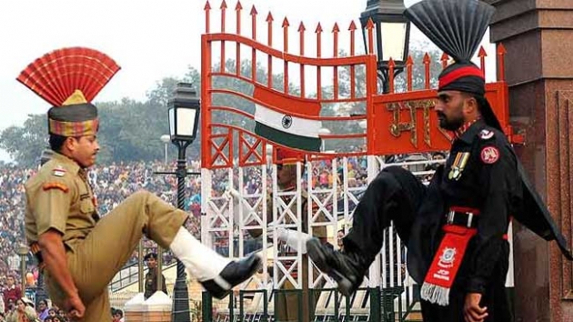 'Hindistan'n Cammu Kemir kararn BM'ye tayacaz'