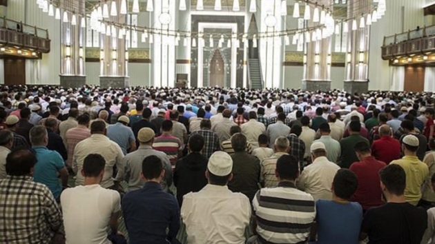 Cuma hutbesinde 'bayram kazalar' uyars