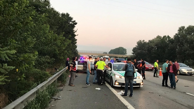 TEM Otoyolunda zincirleme trafik kazas: 6 yaral