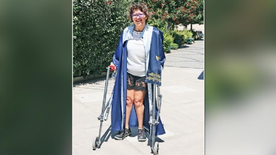 Engelleri aan Ebru hayallerinin peinden kouyor