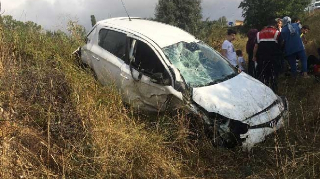 Karabk'teki trafik kazalarnda 6's ocuk 15 yaraland