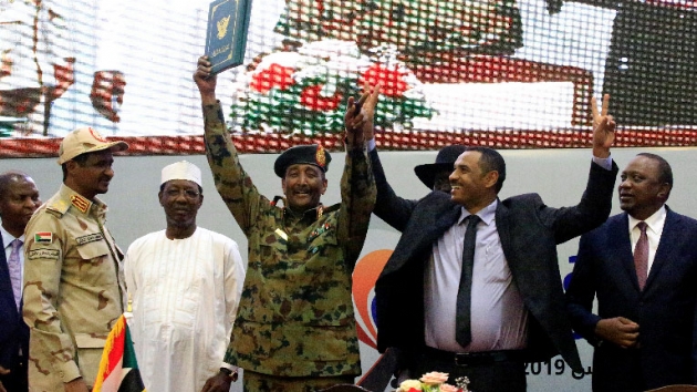 Sudan'da yeni konseyin ilan 48 saat ertelendi 