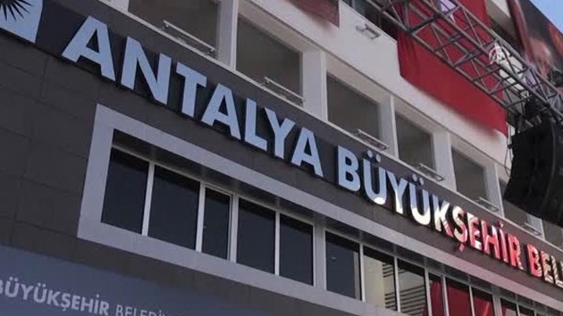  brahim Ethem Ta: Antalya belediyesini adeta iftlie evirmiler