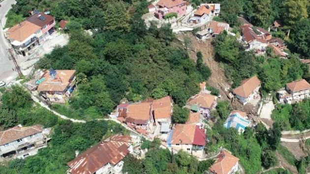 Zonguldak'taki heyelanda 6 ev kt, 20 kii evsiz kald