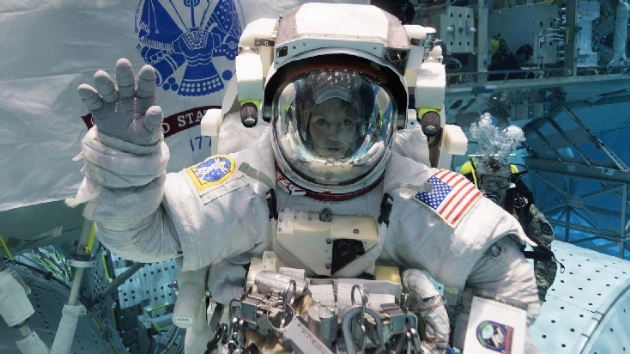 Astronot Anne McClain boanma srecindeki einin banka hesaplarna uzaydan eritii iddia edildi