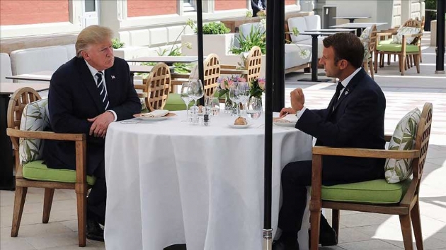 Fransa Cumhurbakan Macron ve ABD Bakan Trump bir araya geldi