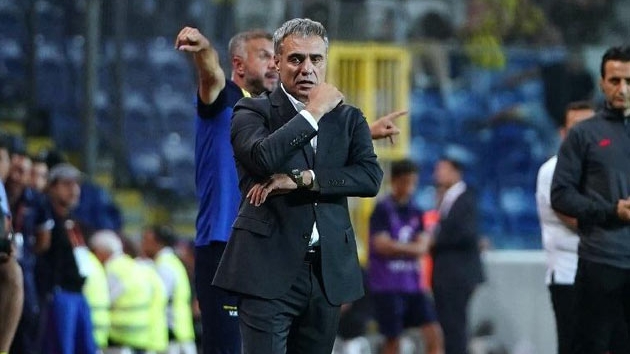Ersun Yanal kazanan 11'i bozmayacak