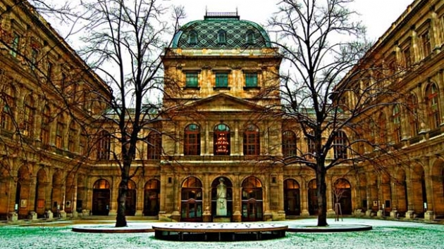 Avustralya niversitelerinde yabanc hkmet etkisini engellemek iin  'grev gc'