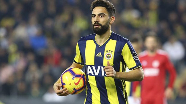 Fenerbahe'den Mehmet Ekici karar