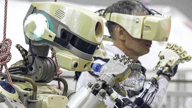 Rus robotu Fedor'un uzayda denemeleri balad