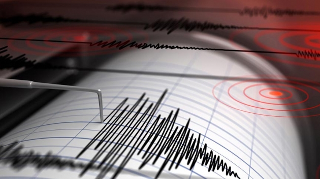 Son dakika: Ege Denizi'nde 4.4 byklnde iki deprem meydana geldi
