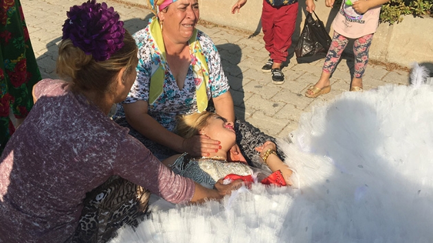 Damat silahla tehditten tutukland, gelin adliyede bayld