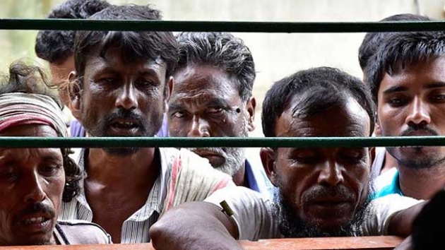 Hindistan'n Assam eyaletinde vatandalk tartmas sryor