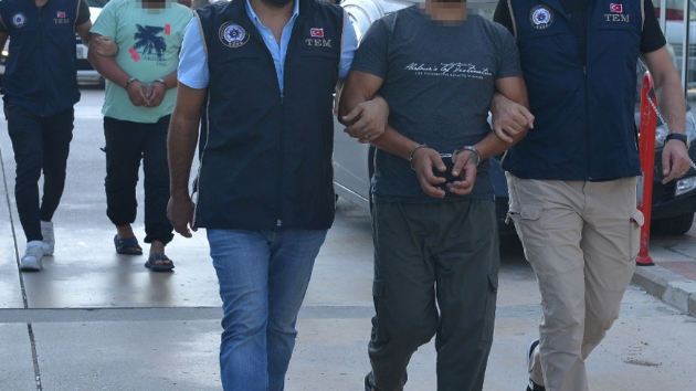 Terr rgt DEA'a austos darbesi