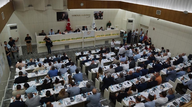 zmir'de AK Parti'nin 'PKK'y knama' nergesi CHP'nin oylaryla reddedildi